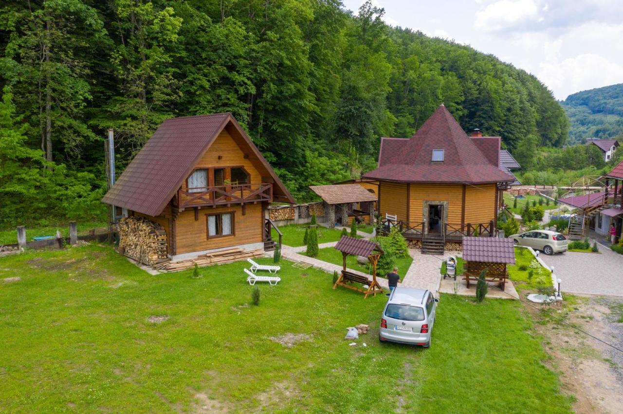 Chalet Vedmezhe Поляна Екстериор снимка