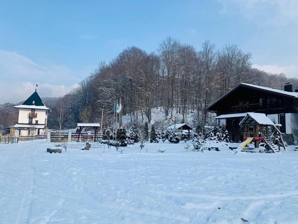 Chalet Vedmezhe Поляна Екстериор снимка